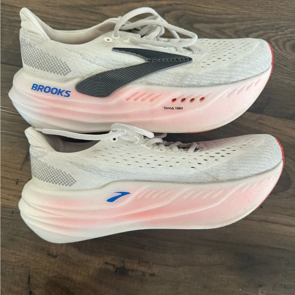 Brooks Glycerin Max Women's White Athletic Running Shoes - Size 8 - Picture 3 of 5